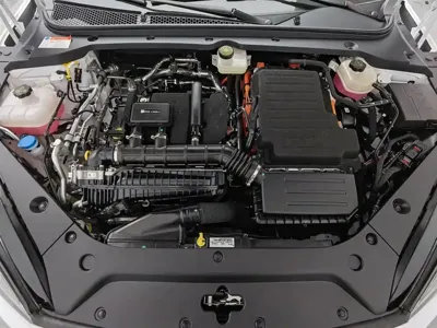 BYD 海豹06 2025, 15100 км, за 9654.61 USD - фото 6
