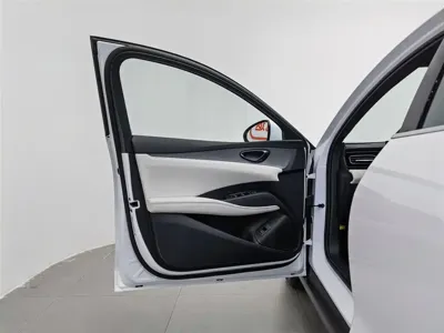 BYD 海豹06 2025, 15100 км, за 9654.61 USD - фото 8