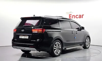 Kia Canival 2016, 114596 км, за 8338.77 USD