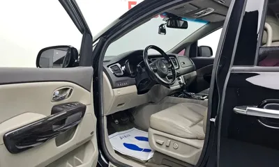 Kia Canival 2016, 114596 км, за 8338.77 USD - фото 10