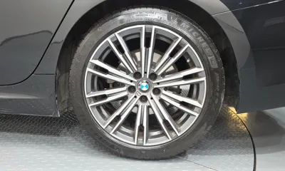 BMW 3-Series 2022, 31640 км, за 20477.14 USD - фото 21