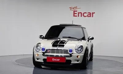 MINI Cooper 2006, 114374 км, за 4288.07 USD