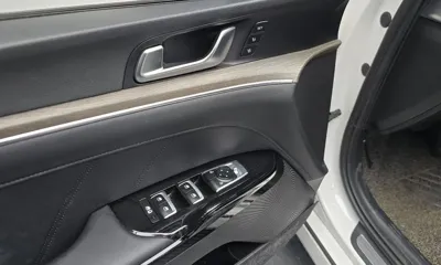 Kia K5 2021, 83647 км, за 14701.97 USD - фото 17