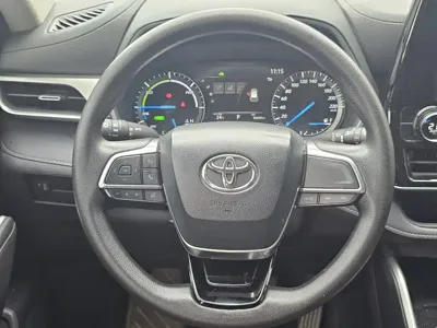 Toyota Highlander 2023, 56600 км, за 22889.34 USD - фото 10