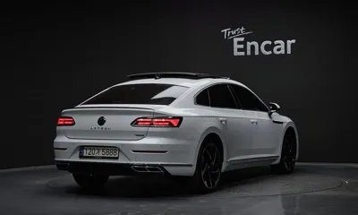 Volkswagen Arteon 2022, 79449 км, за 20772.28 USD