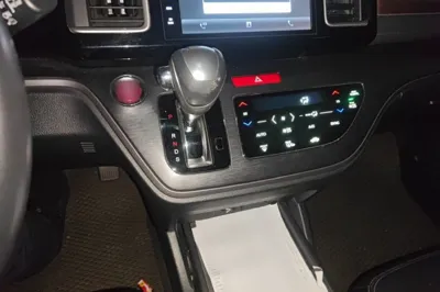 Honda Elysion 2016, 182700 км, за 14938 USD - фото 13