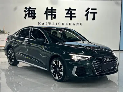 Audi A3 2023, 9000 км, за 24984.8 USD