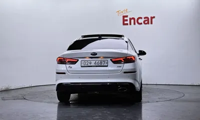 Kia K5 2019, 42629 км, за 9915.4 USD