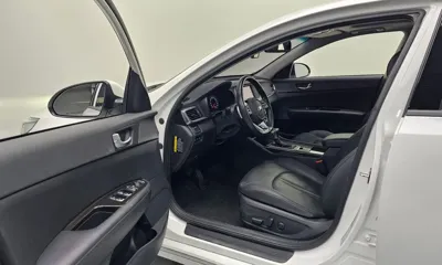 Kia K5 2019, 42629 км, за 9915.4 USD - фото 10