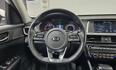 Kia K5 2019, 42629 км, за 9915.4 USD - фото 13