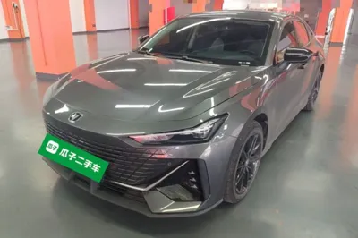 Changan UNI-V iDD · 2023 год