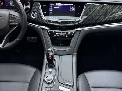 Cadillac XT6 2021, 81000 км, за 25455.66 USD - фото 17