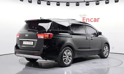 Kia Canival 2017, 83647 км, за 8523.29 USD