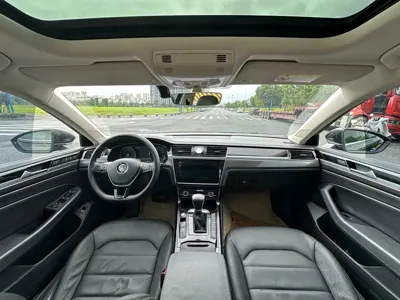 Volkswagen Phideon 2021, 100000 км, за 14704.79 USD - фото 14