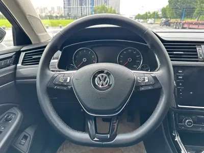 Volkswagen Phideon 2021, 100000 км, за 14704.79 USD - фото 15