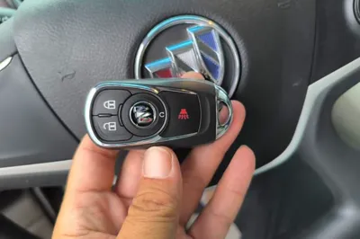Buick GL8 2023, 57600 км, за 19322 USD - фото 23