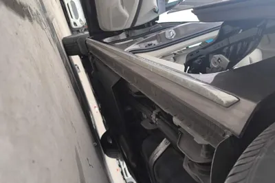 Buick GL8 2023, 57600 км, за 19322 USD - фото 25