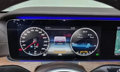Mercedes-Benz E-Class 2019, 61436 км, за 19627.15 USD - фото 8