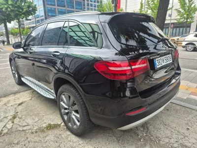 Mercedes-Benz GLC-Class 2019, 68142 км, за 19627.15 USD