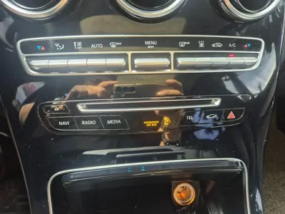 Mercedes-Benz GLC-Class 2019, 68142 км, за 19627.15 USD - фото 18