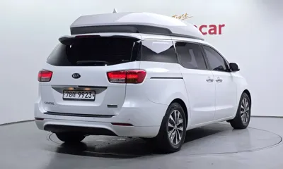 Kia Canival 2016, 124224 км, за 7794.32 USD