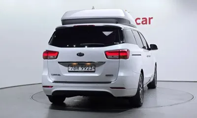 Kia Canival 2016, 124224 км, за 7794.32 USD
