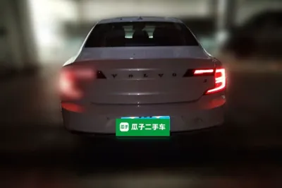 Volvo S90 2017, 108300 км, за 12353 USD