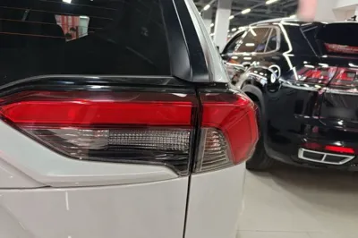 Toyota RAV4 2023, 66900 км, за 19861 USD - фото 9