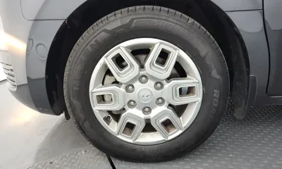Hyundai Staria 2023, 69840 км, за 17264.01 USD