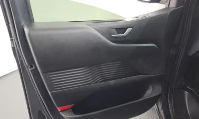 Hyundai Staria 2023, 69840 км, за 17264.01 USD - фото 24