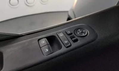 Hyundai Staria 2023, 69840 км, за 17264.01 USD - фото 29