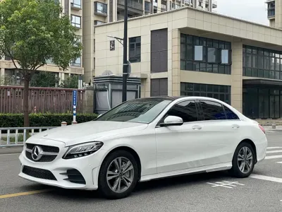 Mercedes-Benz C-Class · 2020 год