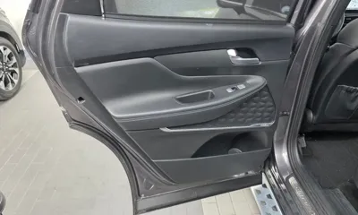 Hyundai Santafe 2023, 70813 км, за 22725.78 USD - фото 25