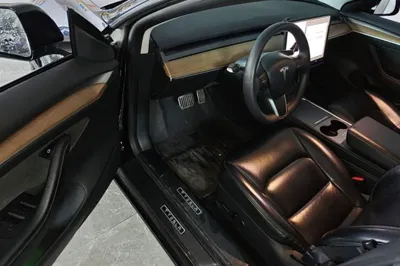 Tesla Model 3 2022, 85400 км, за 23318 USD - фото 24