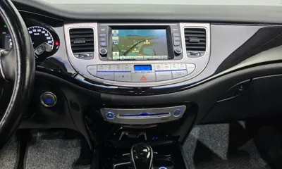 Hyundai Genesis