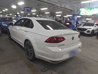 Volkswagen Lamando 2020, 56600 км, за 8843.27 USD