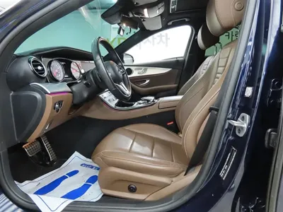 Mercedes-Benz E-Class 2020, 97500 км, за 13524.9 USD