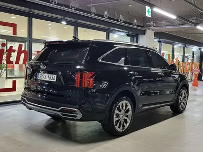 Kia Sorento 2021, 114218 км, за 14305.24 USD
