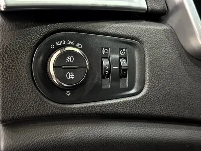 Cadillac SRX 2014, 70000 км, за 6748.29 USD - фото 13