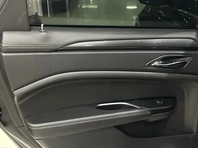 Cadillac SRX 2014, 70000 км, за 6748.29 USD - фото 21