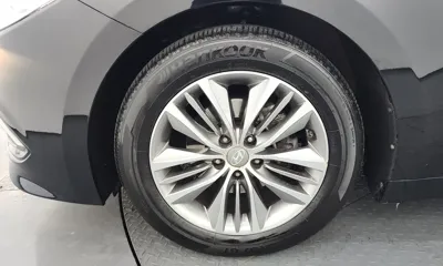 Hyundai Grandeur 2015, 199485 км, за 3039.31 USD