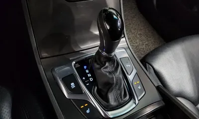 Hyundai Grandeur 2015, 199485 км, за 3039.31 USD - фото 9