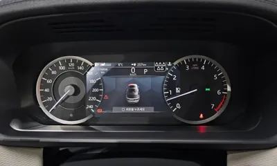 Land Rover Discovery 2023, 74898 км, за 36556.26 USD - фото 8