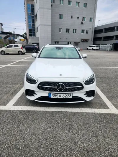 Mercedes-Benz E-Class · 2023 год