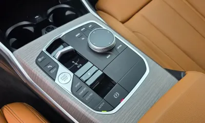 BMW 3-Series 2025, 4487 км, за 26585.27 USD - фото 9