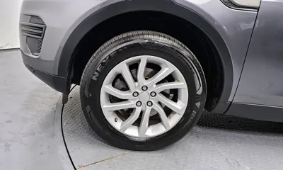 Land Rover Discovery Sport 2018, 167126 км, за 4926.43 USD
