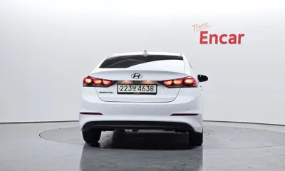 Hyundai Avante 2018, 92471 км, за 7089.41 USD