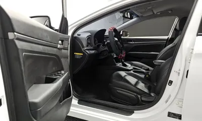 Hyundai Avante 2018, 92471 км, за 7089.41 USD - фото 10