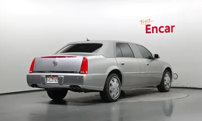 Cadillac DTS 2008, 30463 км, за 17406.72 USD