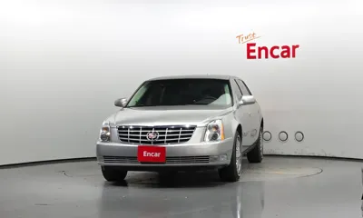 Cadillac DTS 2008, 30463 км, за 17406.72 USD